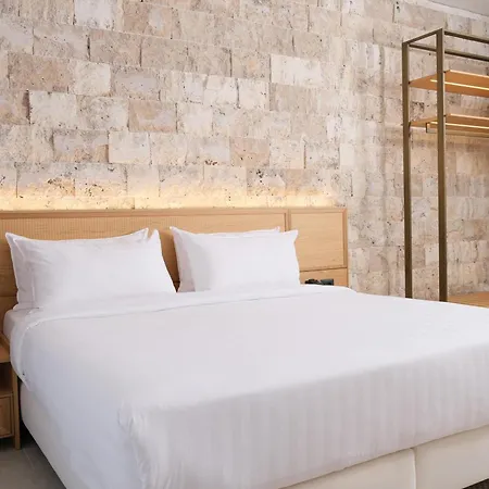 Drymades Resort *