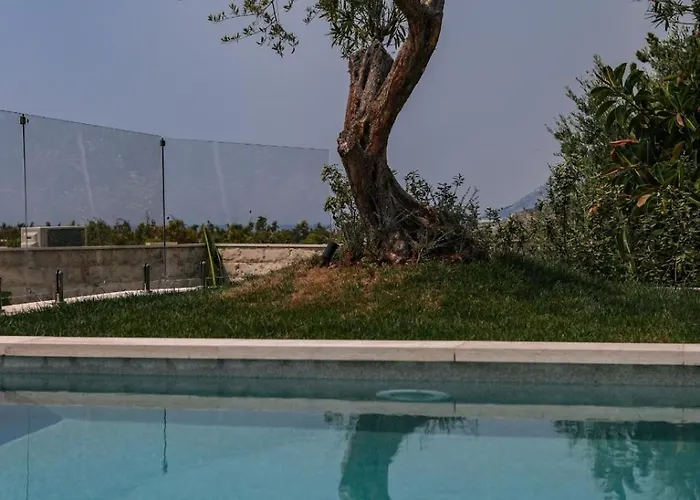 Drymades Resort