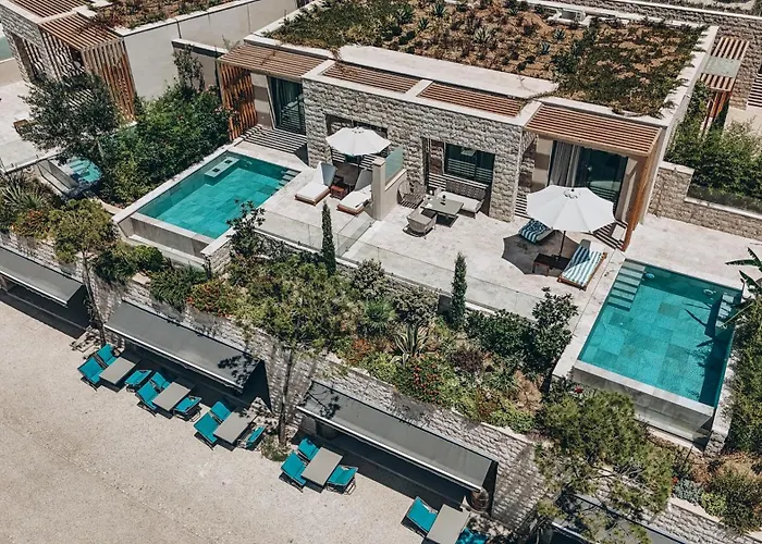 Drymades Resort *