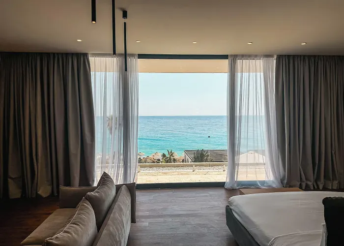 Drymades Resort *